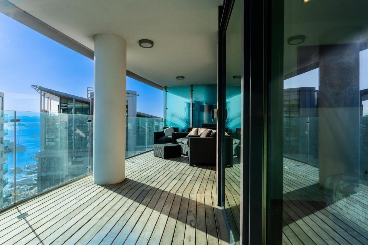 Seaside Serenity Oasis - High Floor - Stunning Views Gibraltár Kültér fotó