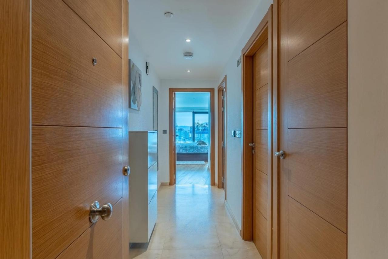 Seaside Serenity Oasis - High Floor - Stunning Views Gibraltár Kültér fotó